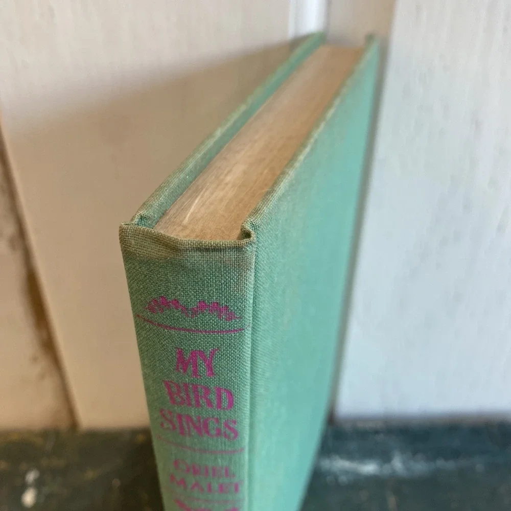 My Bird Sings by Oriel Malet 1946 First Edition Dust Jacket Hardcover RARE‎
